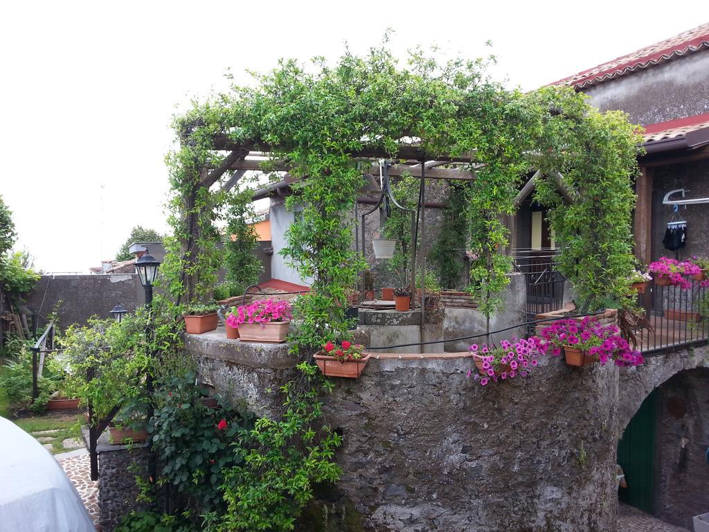 Etma Panzió SantʼAlfio Kültér fotó
