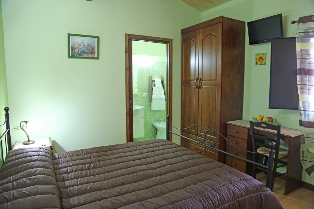 Etma Panzió SantʼAlfio Szoba fotó
